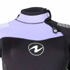 Combinaison DYNAFLEX AQUALUNG 2022 7mm Dame 7 Combinaison DYNAFLEX AQUALUNG 2022 7mm Dame -La Palanquee Soldes Magasin dynaflex col d detail 1
